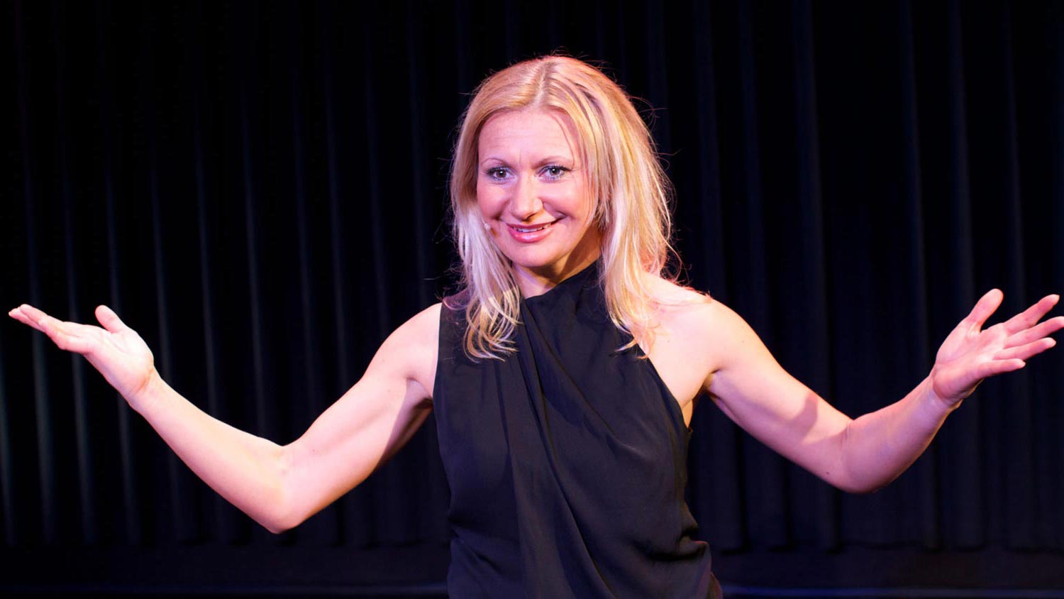 Angelika Niedetzky – Kabarett