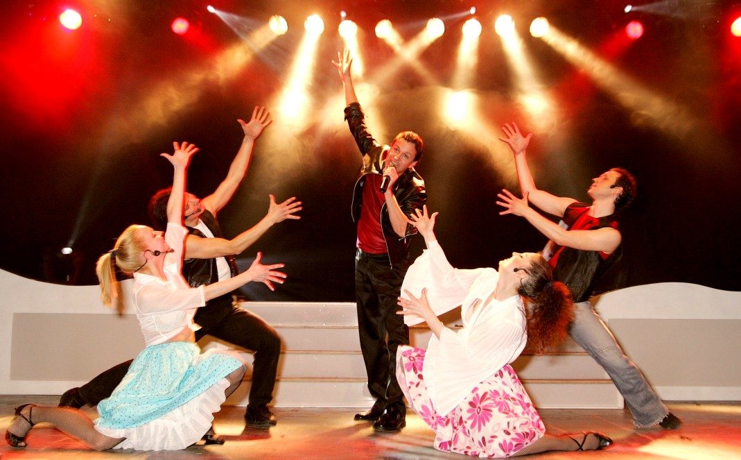 Saturday Night Fever – Grease Arena Live
