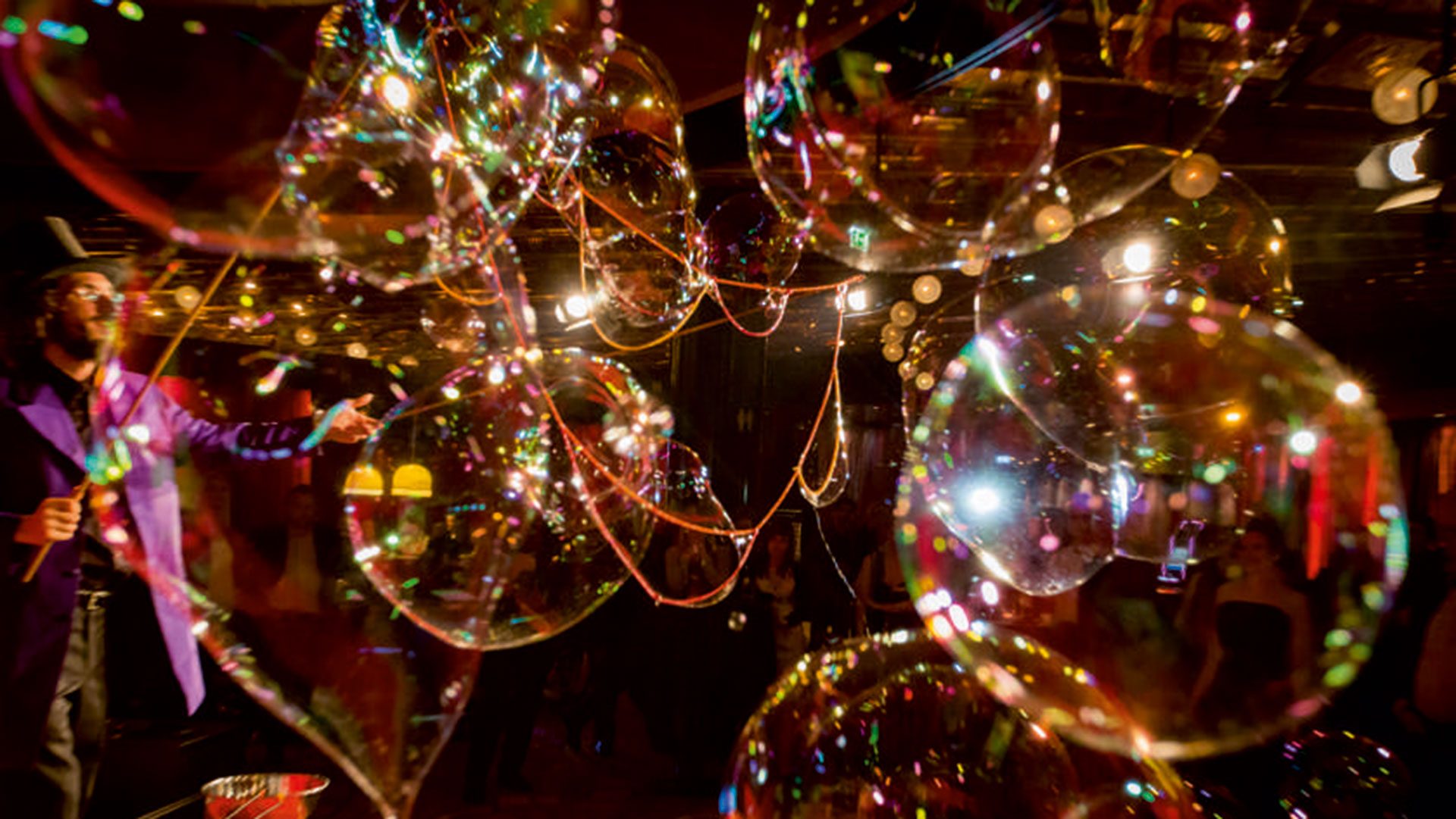 Giant Bubbles – Riesenseifenblasen