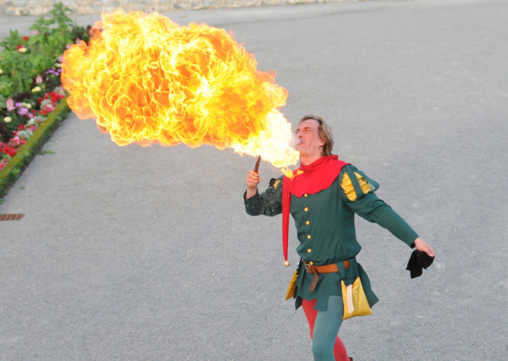 Walk Act – Feuerspucker